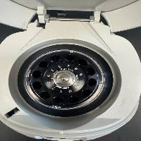 Eppendorf MiniSpin Centrifuge image 1